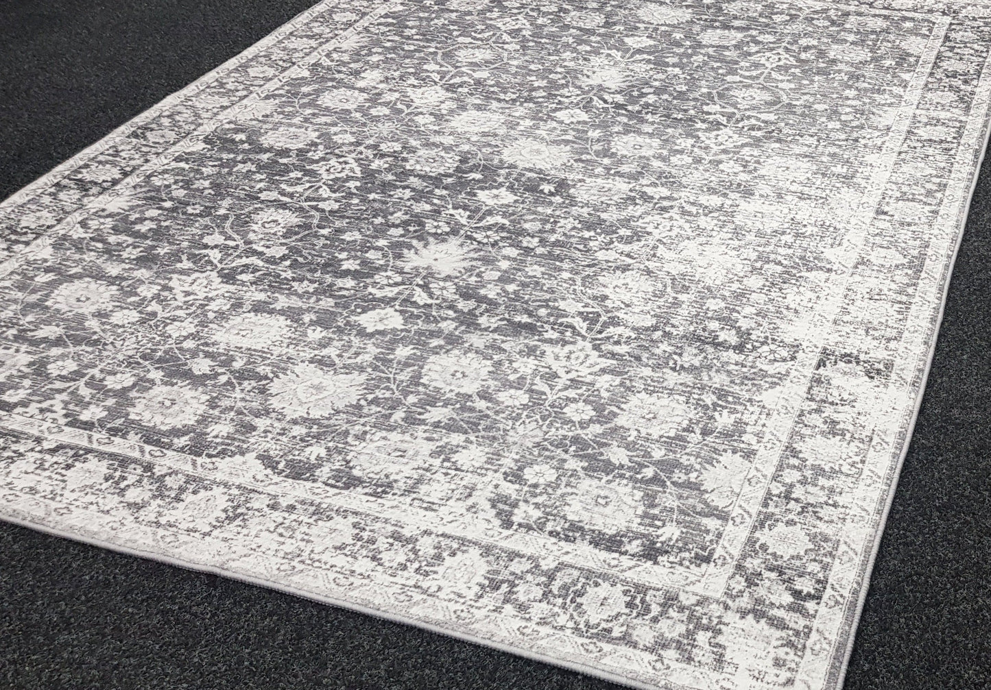 Echo 900 Grey Washable Rug