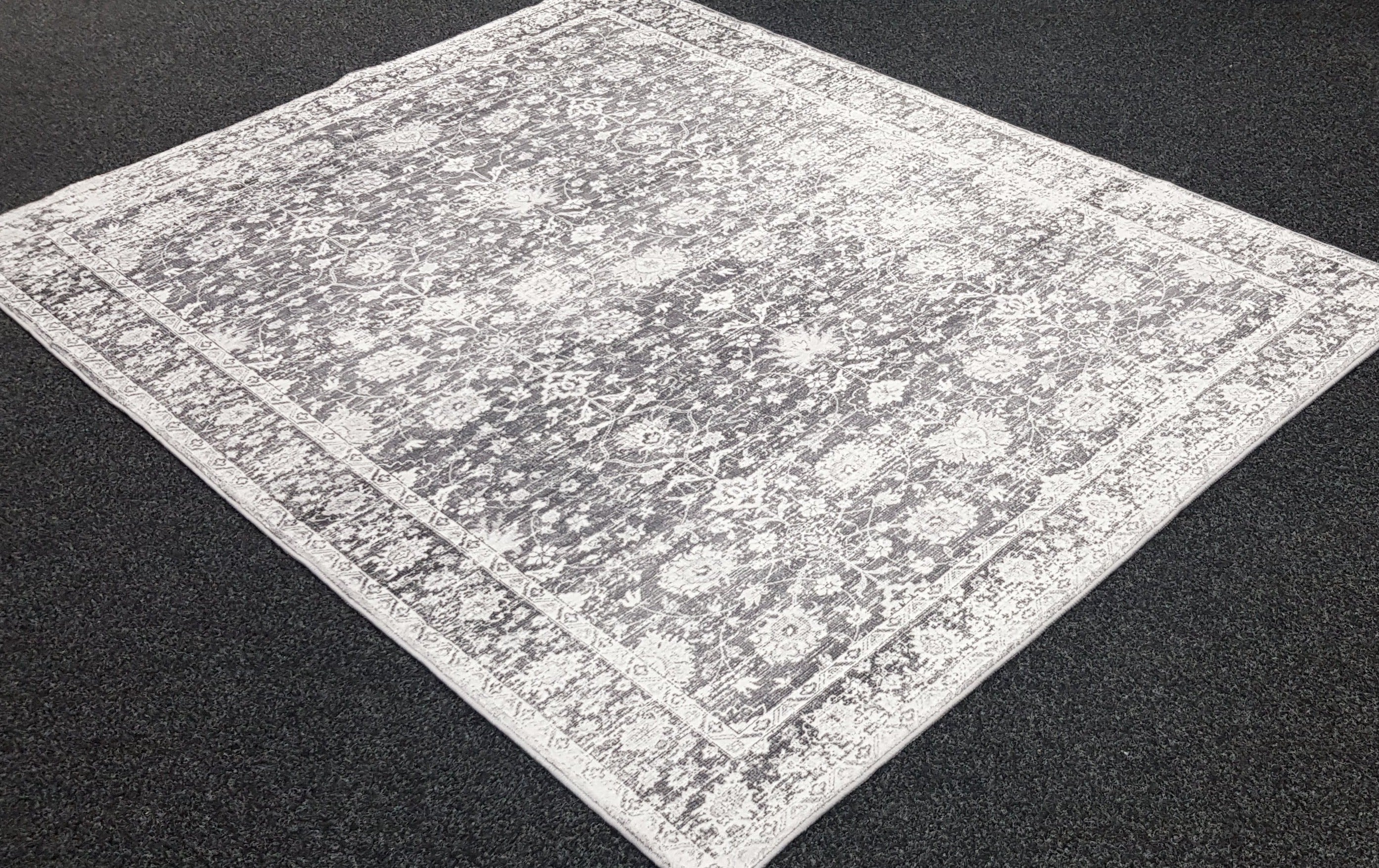 Echo 900 Grey Washable Rug