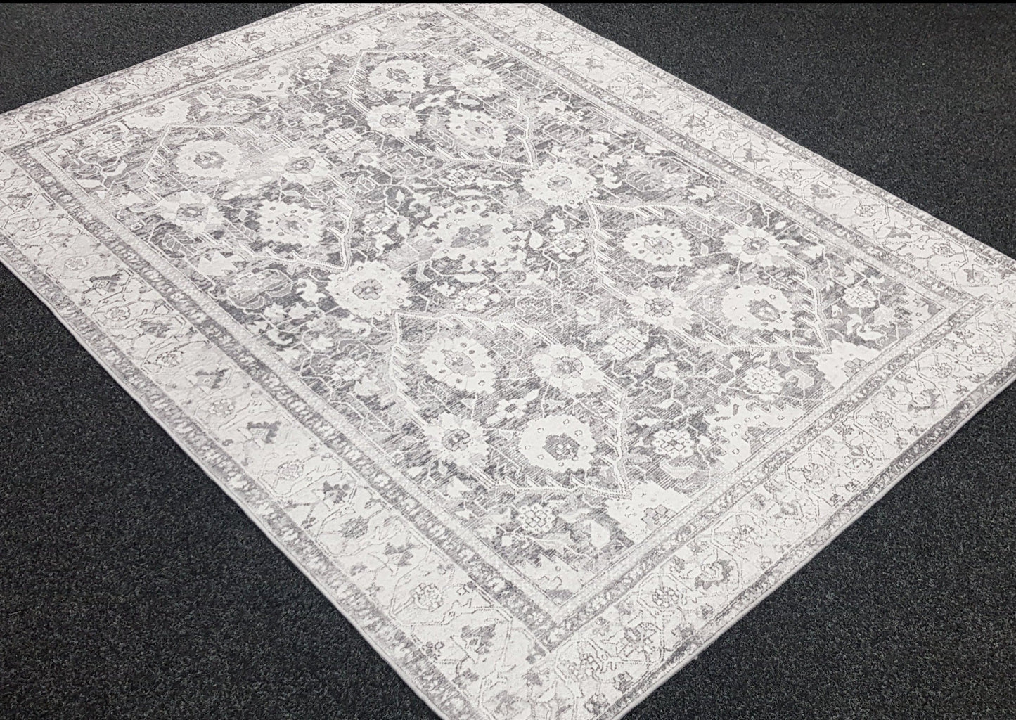 Echo 800 Grey Washable Rug