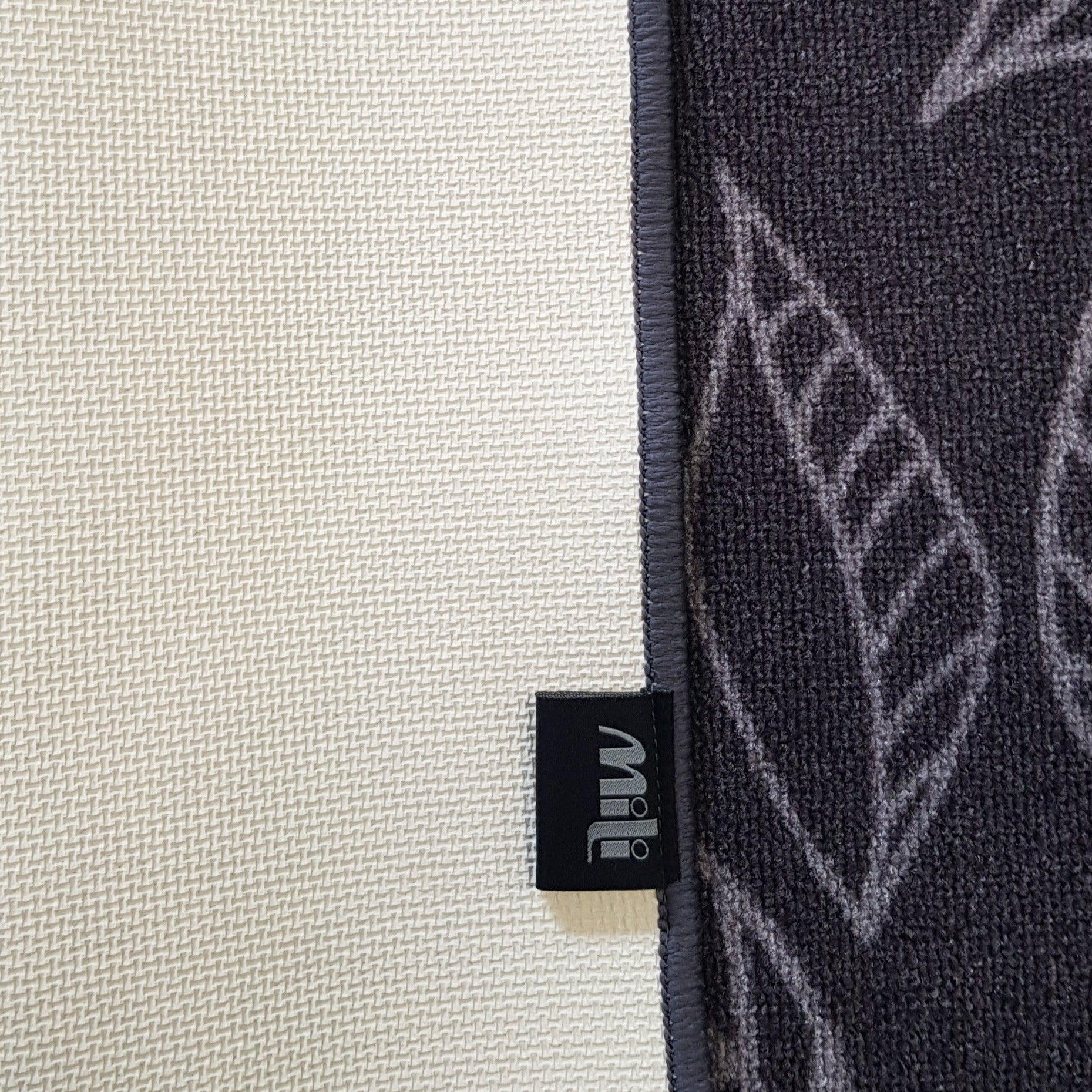 DM20 Ozzie Door Mat Grey
