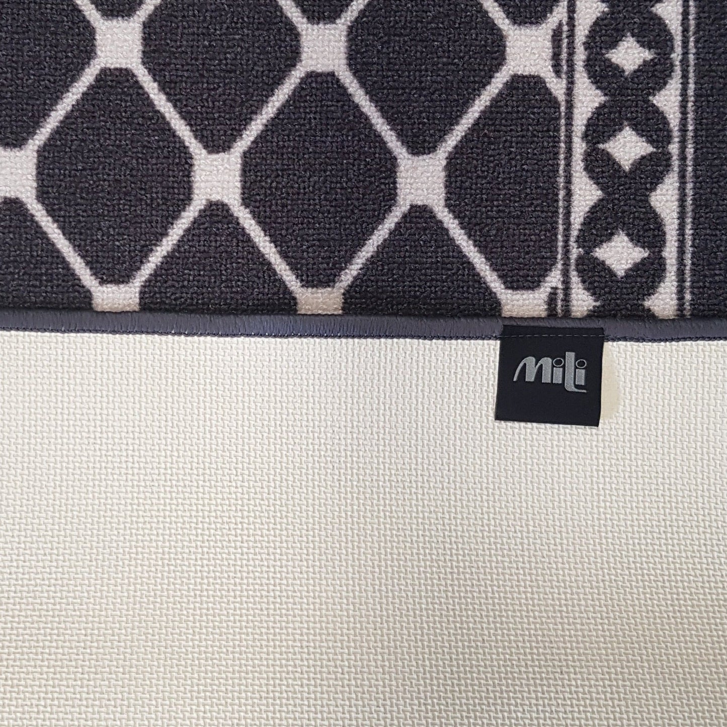 DM40 Ozzie Door Mat Grey