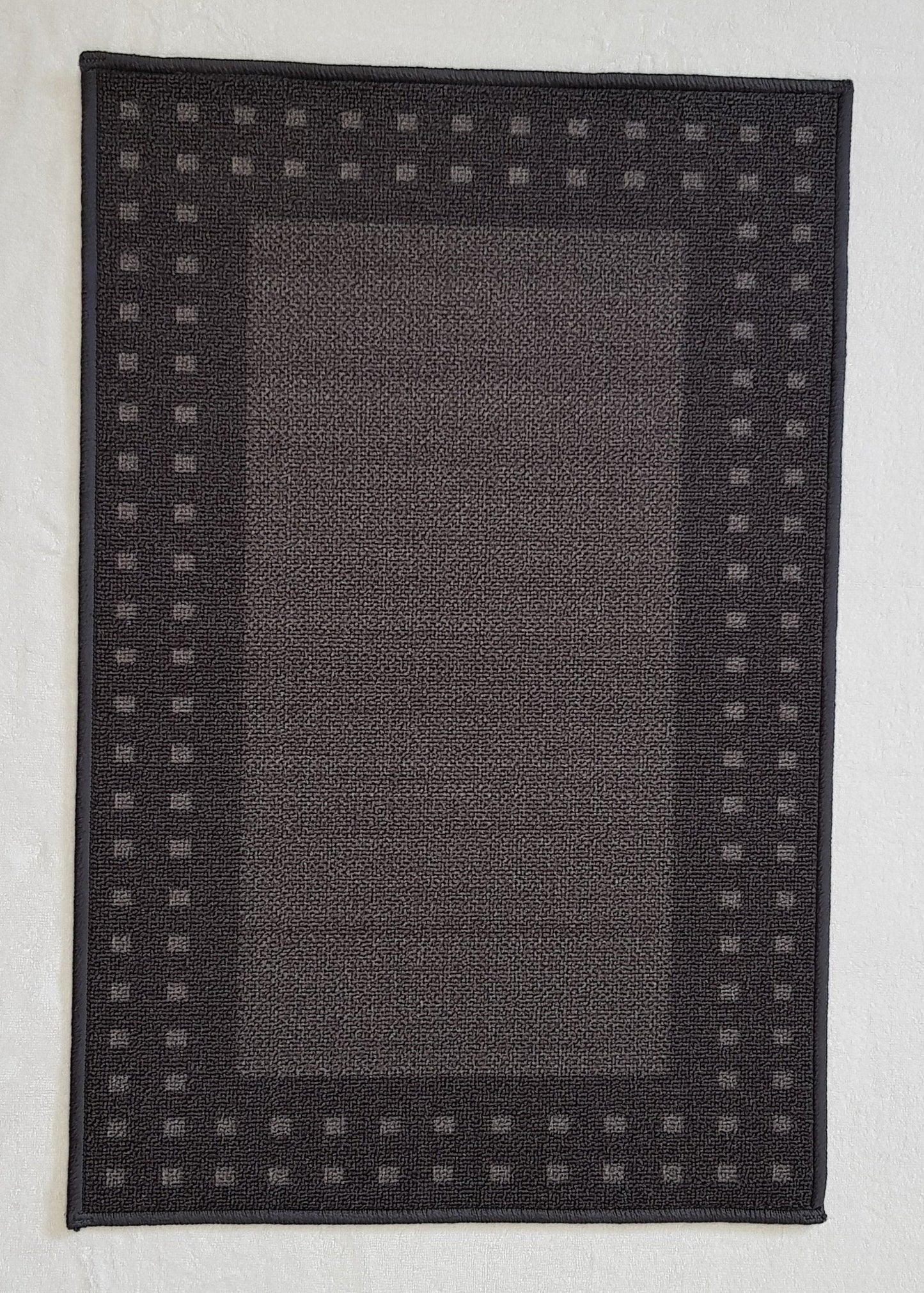 DM70 Ozzie Hall Runner Grey